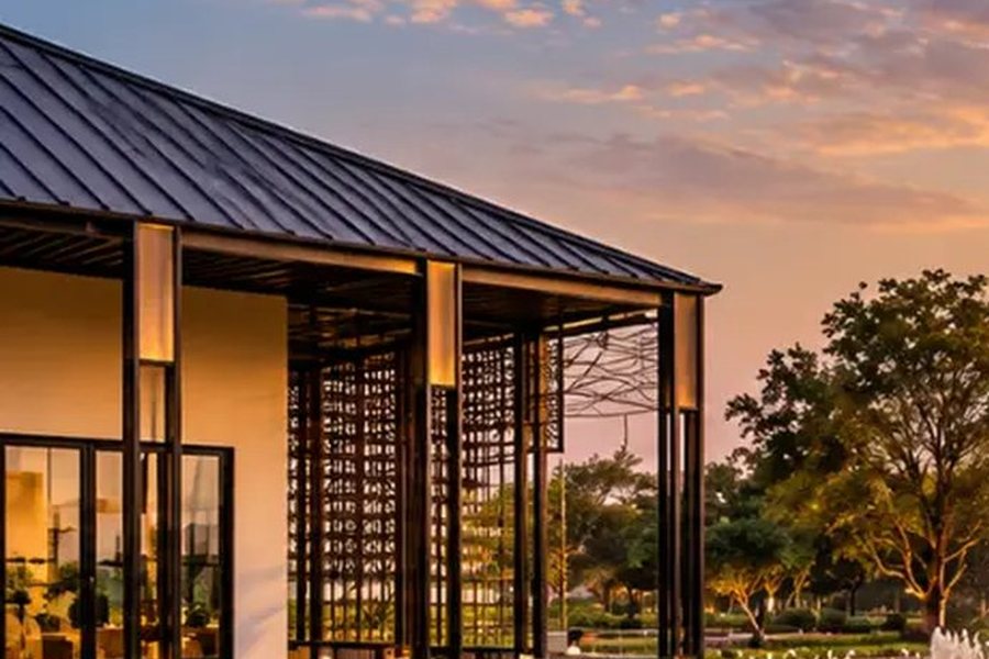 Garden pavilion beside the fountain lawn – L&T Realty Sector 86 Gurgaon