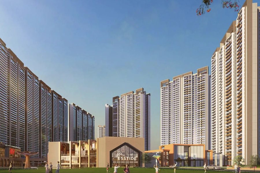 Towers and entrance plaza in daylight – L&T Realty Sector 86 Gurgaon